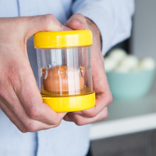 Pelador de huevos duros